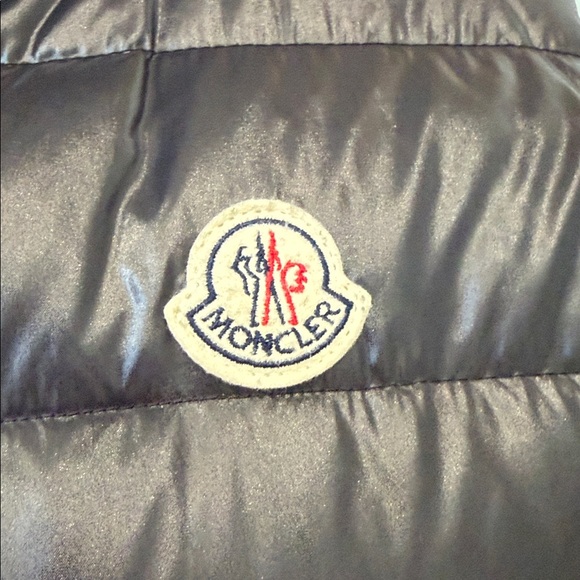 Moncler Shiny Black Quilted Vest - Picture 5 of 11